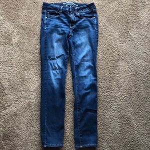 Women’s American Eagle jeans